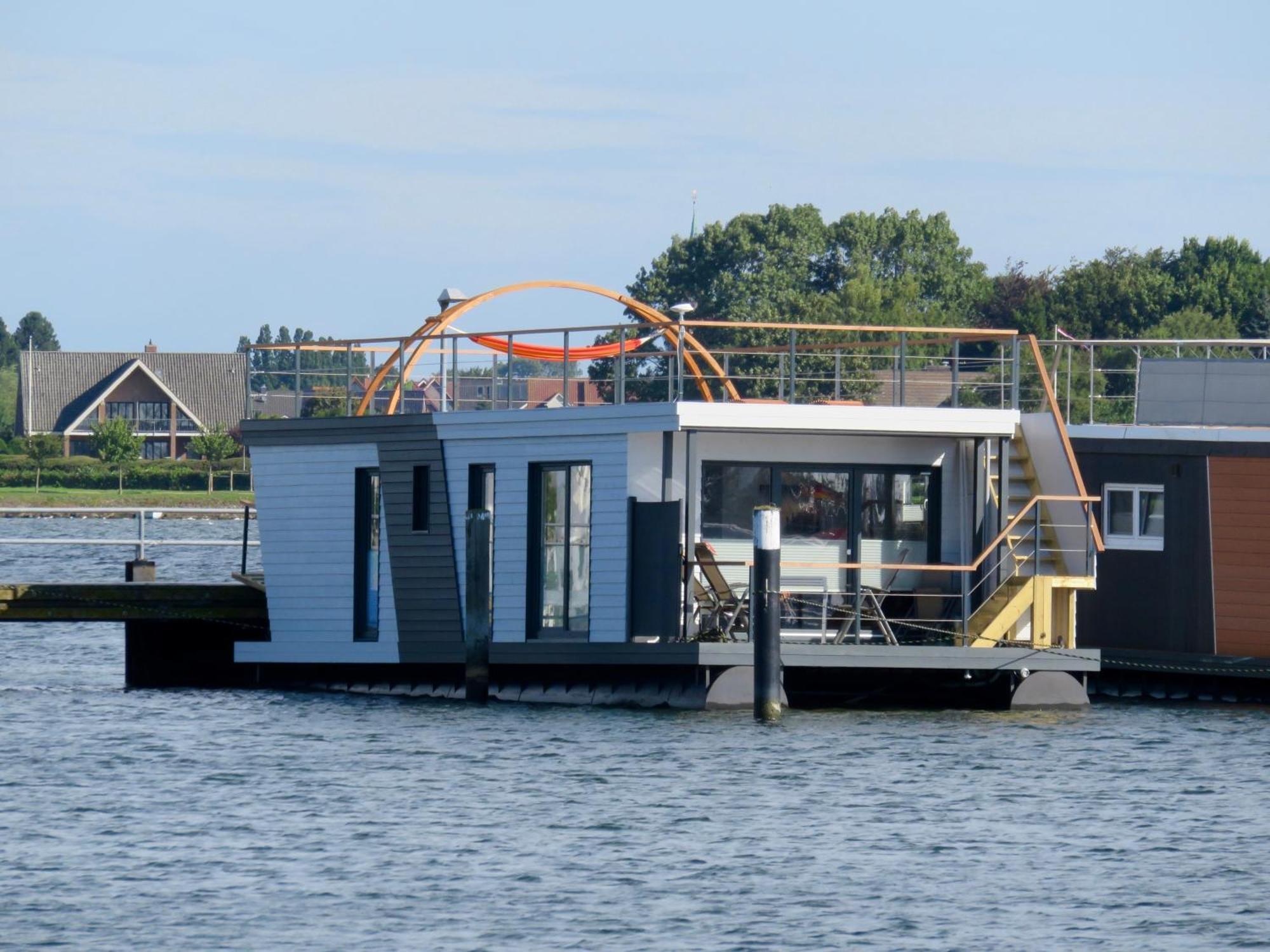 Hotel Hausboot Fehmarn Esterno foto